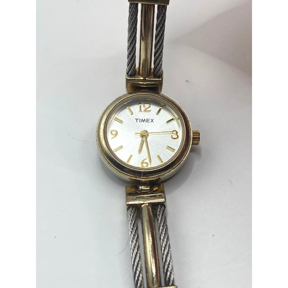 VTG Timex Women's Petite Dress Watch  22mm - Fresh Battery - WR30m Wrist 6.25" - Picture 3 of 7